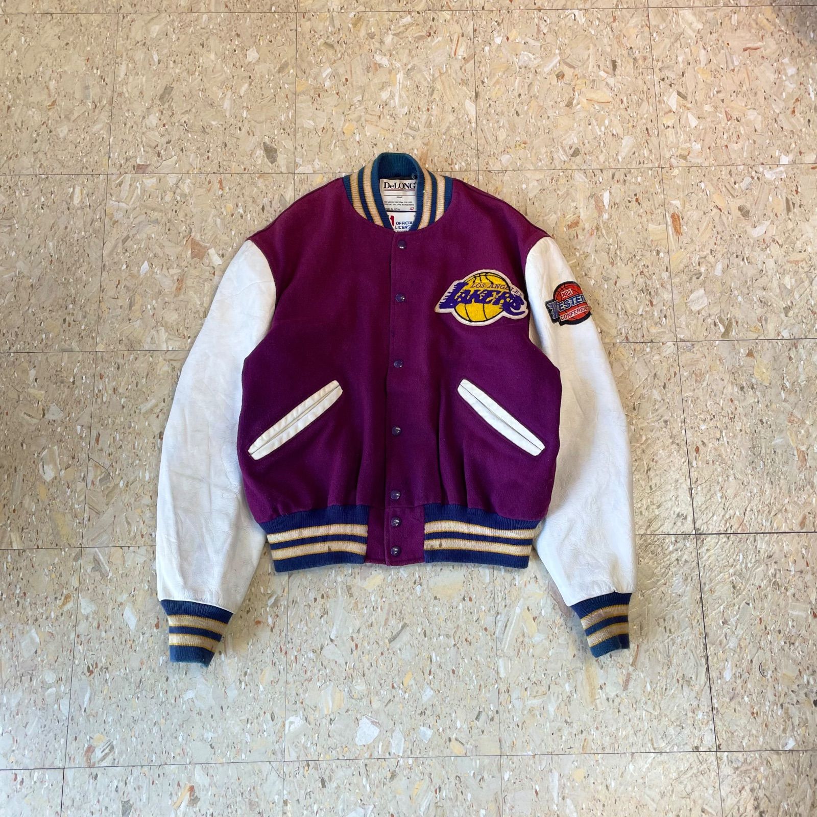 西海岸 RAIDERS スタジャン delong USA製 西海岸 RAIDERS スタジャン delong USA製 西海岸 RAIDERS スタジャン