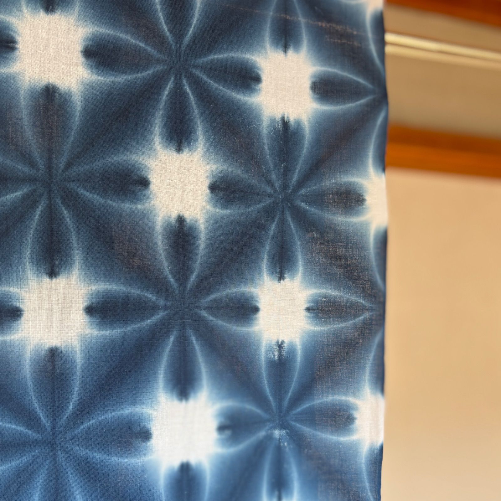 s117 【sato】 藍染 高級さらし生地 490cm 少しかすれ有のためお安く