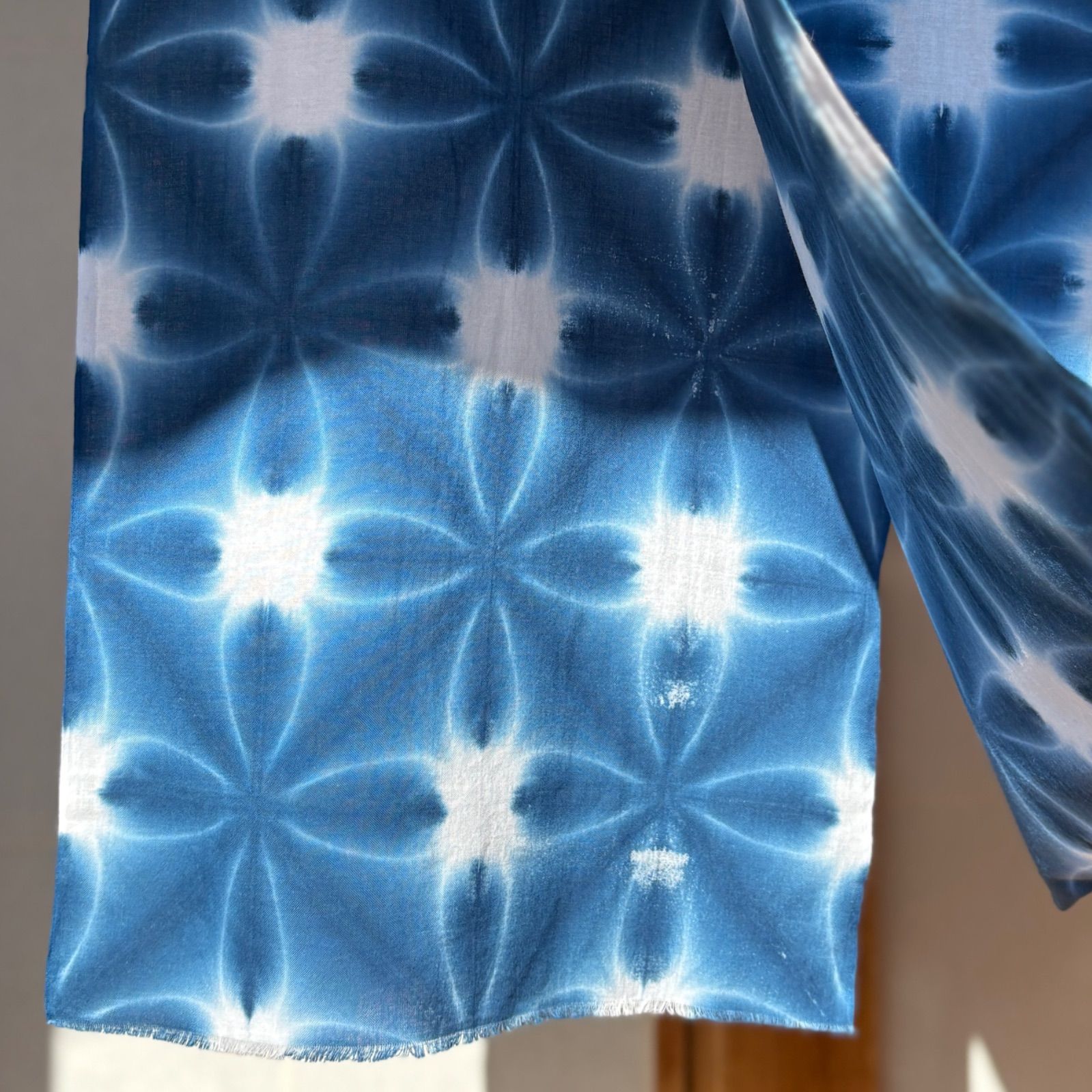 s117 【sato】 藍染 高級さらし生地 490cm 少しかすれ有のためお安く