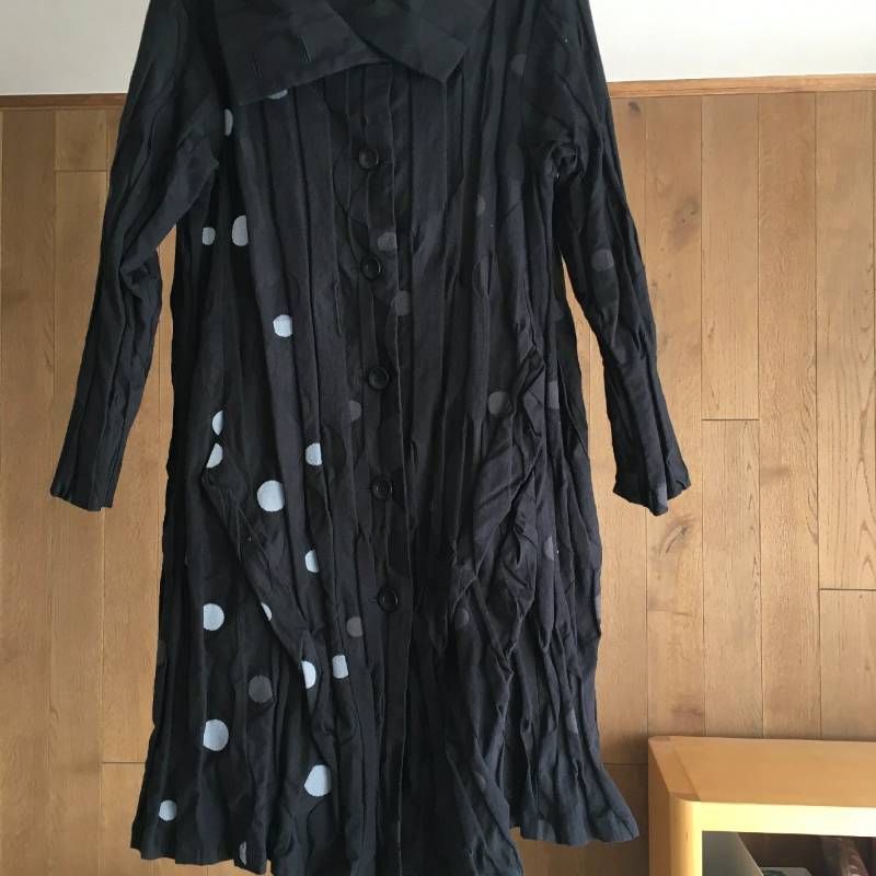 美品 センソユニコ Senso unico 慈雨 ジウ シワ加工 コート40 - メルカリ