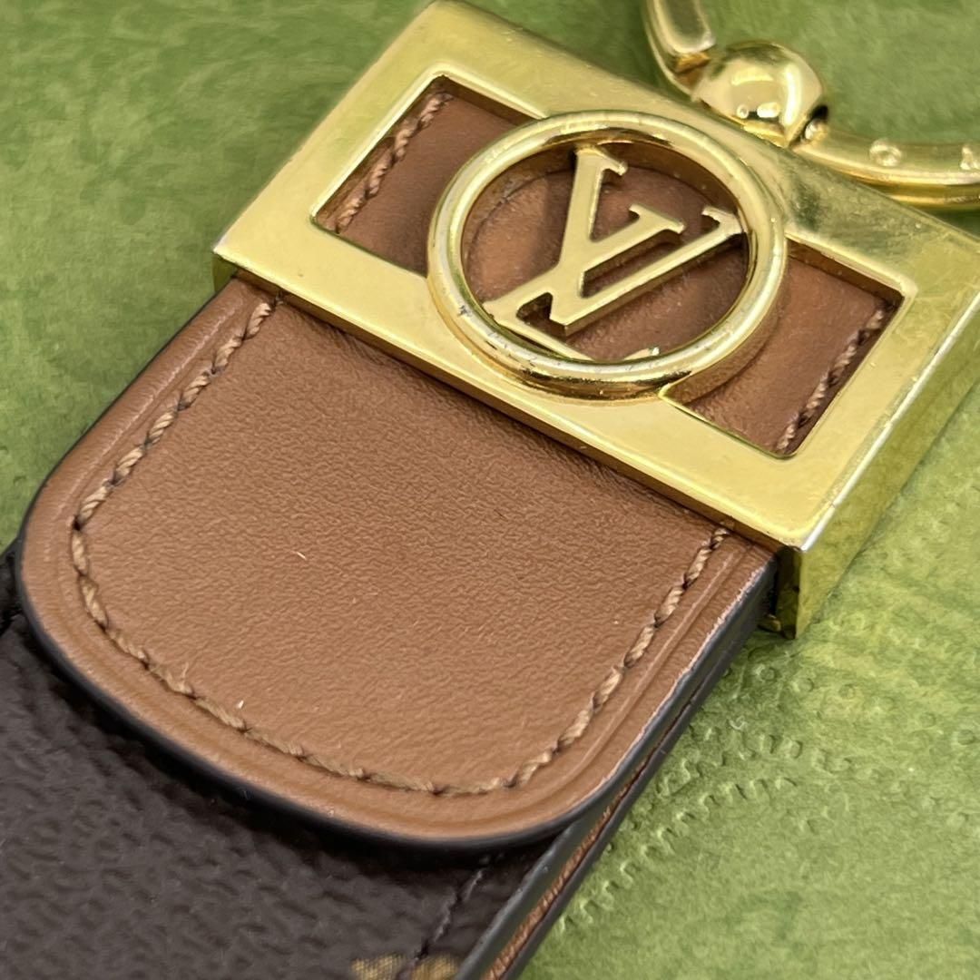 ルイヴィトン ポルトクレ ドラゴンヌ ドーフィーヌ キーホルダー