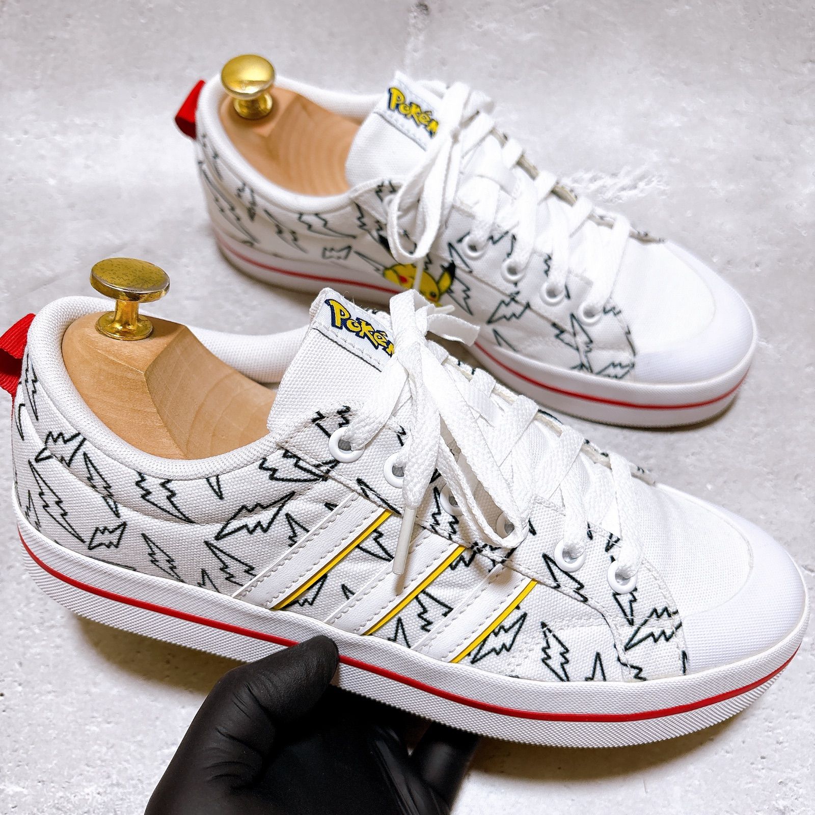 adidas ポケモン コラボ スニーカー 25cm - メルカリ