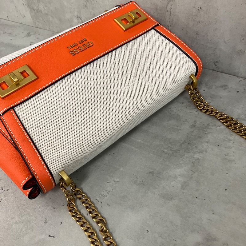GUESS ゲス ショルダーバッグ ハンドバッグ 2way キャンバス レザー 