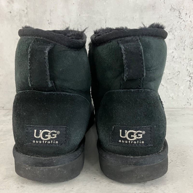 UGG アグ ムートンブーツ クラシックミニ 5854 ブラック 黒 24cm W7 羊
