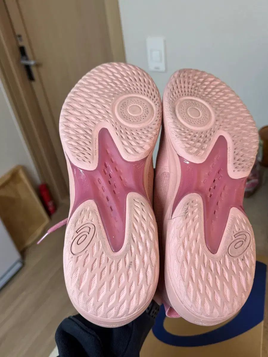 0 FF NOVA GLIDE ピンク グライドノヴァ アシックス バスケットシューズ アシックス(ASICS)バスケットシューズ アシックス（ASICS）（メンズ、レディース）バスケットシューズ バッシュ グライド ASICS ff4 25cm 24.5