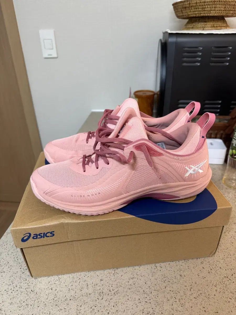 0 FF NOVA GLIDE ピンク グライドノヴァ アシックス バスケットシューズ アシックス(ASICS)バスケットシューズ アシックス（ASICS）（メンズ、レディース）バスケットシューズ バッシュ グライド ASICS ff4 25cm 24.5
