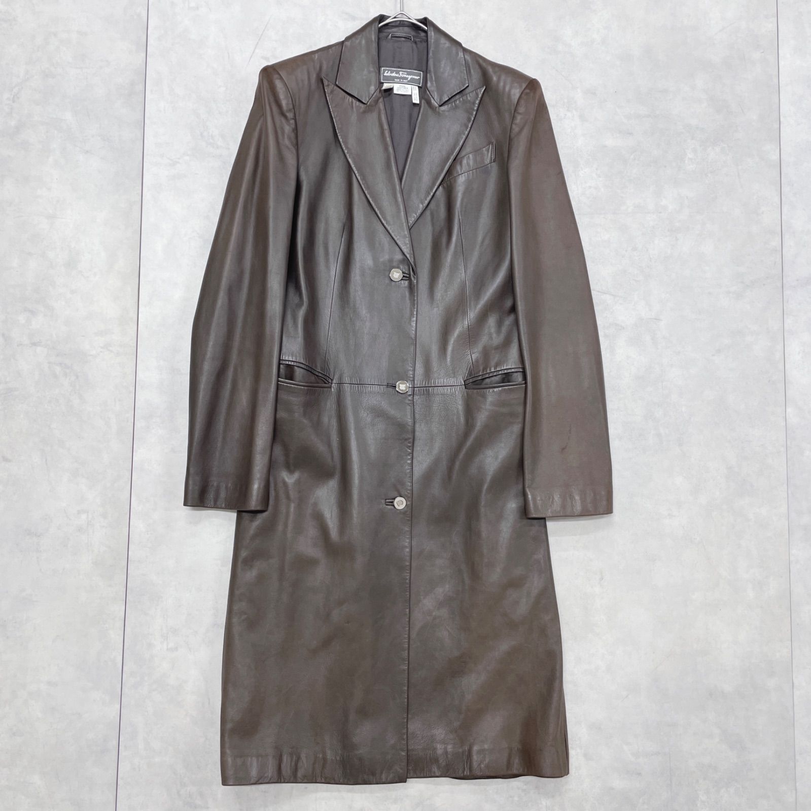 Salvatore Ferragamo サルヴァトーレフェラガモ レザーコート