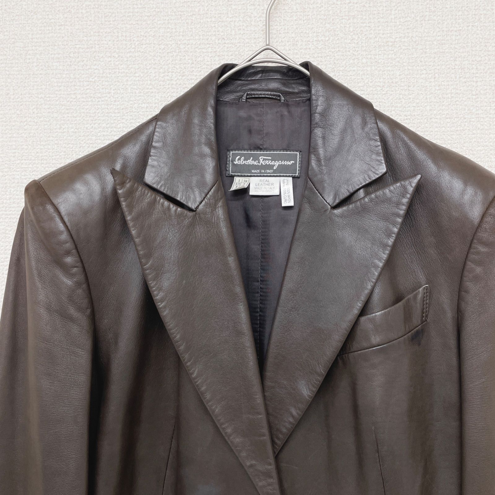 Salvatore Ferragamo サルヴァトーレフェラガモ レザーコート