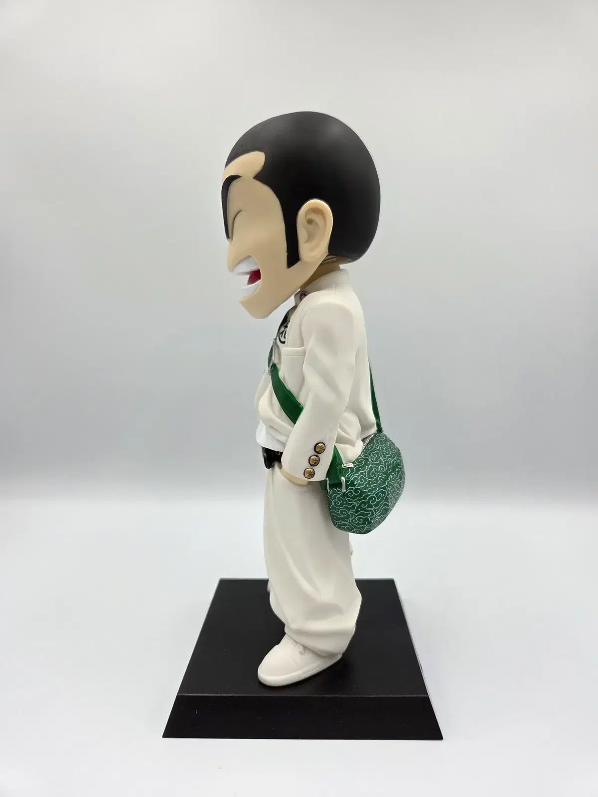 クローズ　激レア　フィギュア 楽天市場】(クローズ ワースト) CROWS & WORST 5th MEDICOM TOY RAH