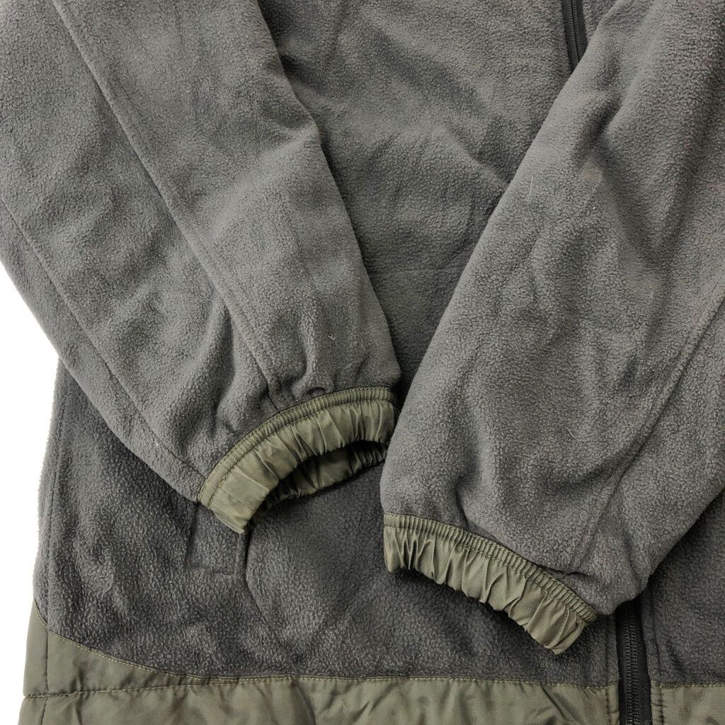 00年代 NIKE ナイキ リバーシブル フーデッド 中綿 ナイロンジャケット グレー(メンズ M)中古 古着 X1309 00年代 NIKE ナイキ リバーシブル フーデッド 中綿 ナイロンジャケット