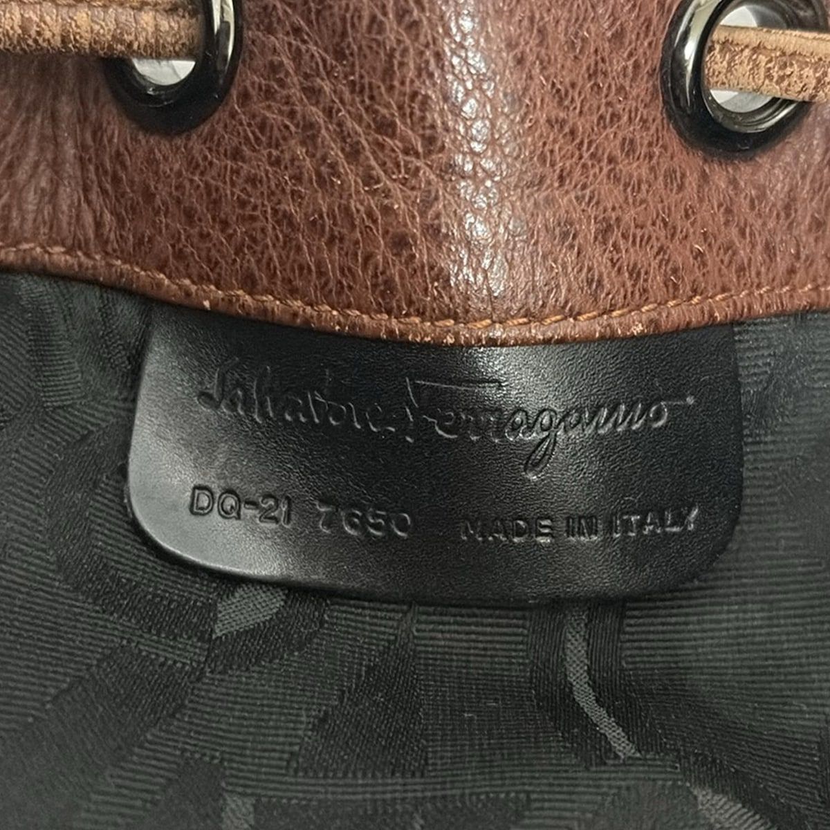 FERRAGAMO/SalvatoreFerragamo(サルバトーレフェラガモ) ショルダー 