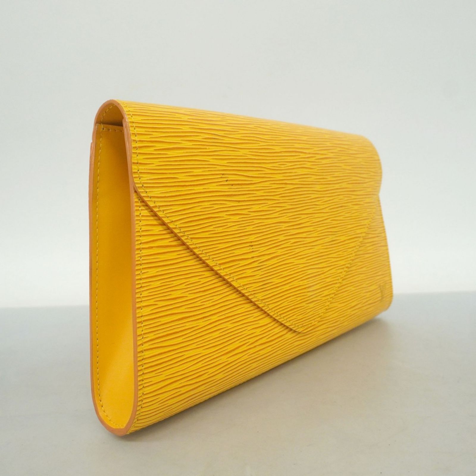 ルイ・ヴィトン(Louis Vuitton) ルイ・ヴィトン クラッチバッグ エピ