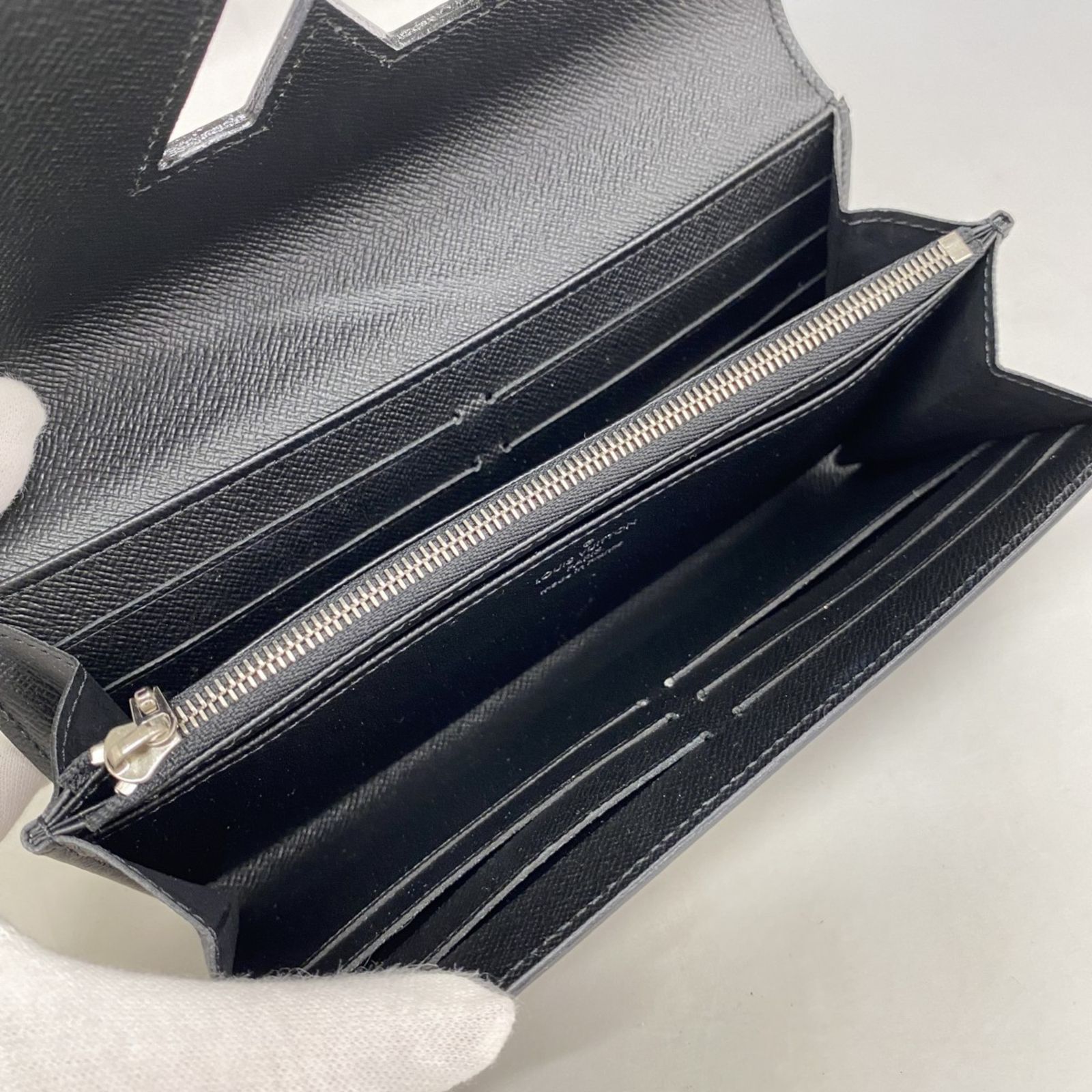 ルイ・ヴィトン(Louis Vuitton) ルイ・ヴィトン 長財布 エピ