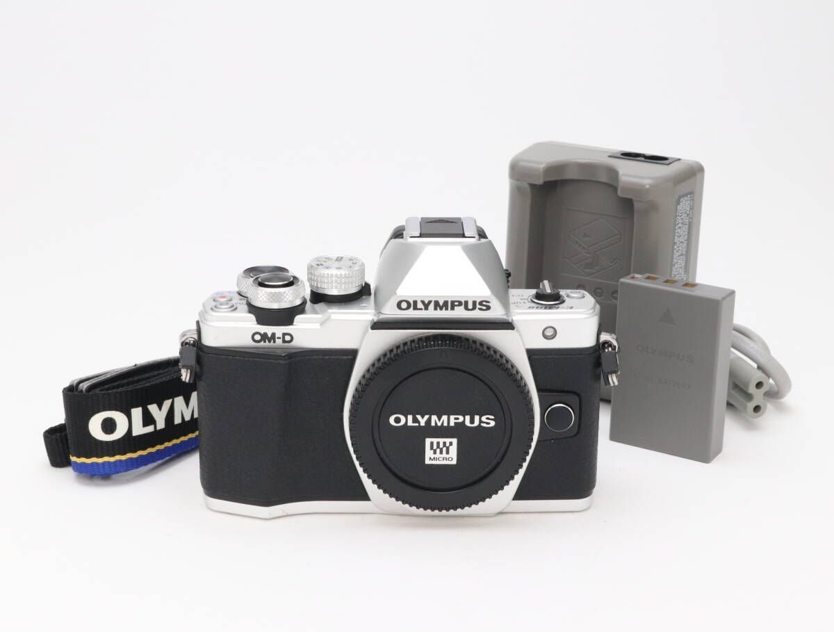 【美品・シャッター数888回】オリンパス OM-D E-M10 markⅡ オリンパス OM-D E-M10 MarkII ボディ シルバー | ミラーレス一眼