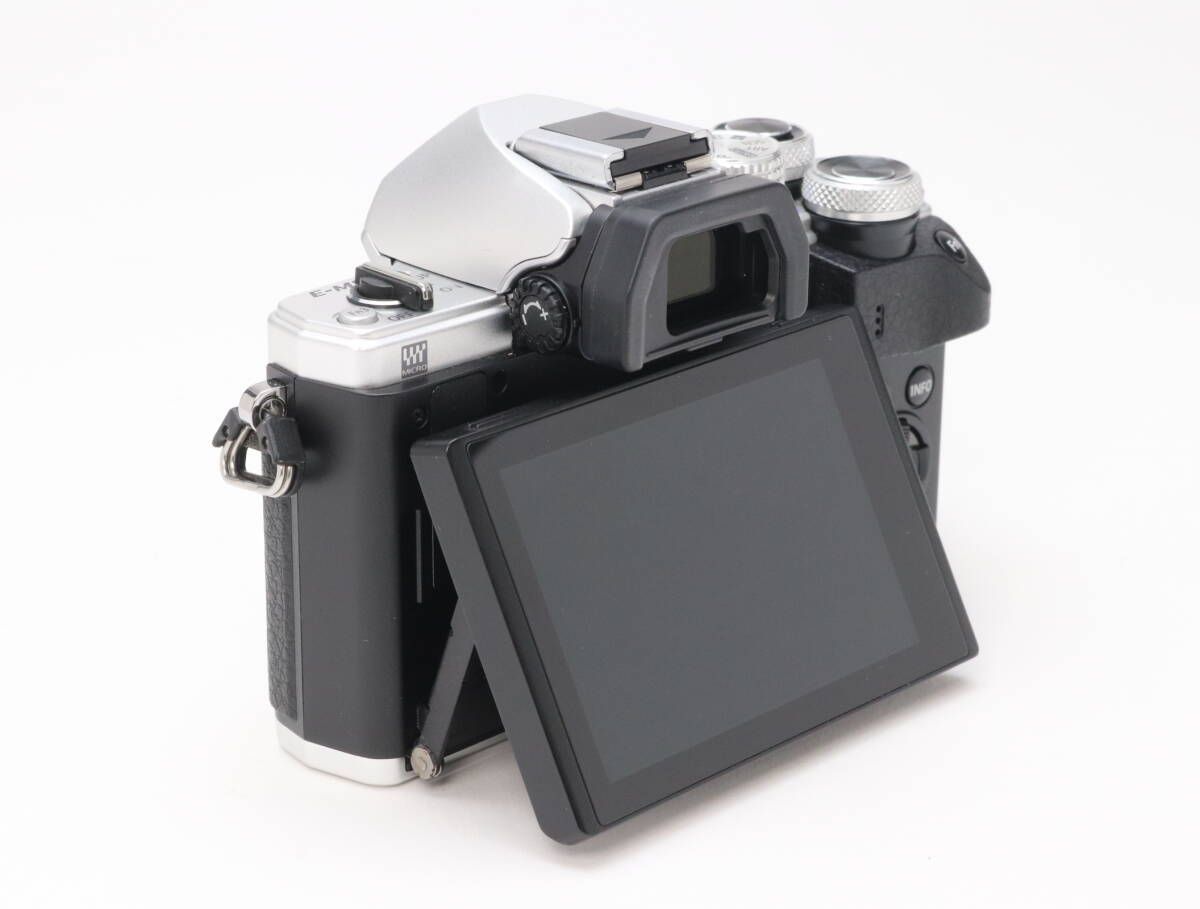 OLYMPUS OM-D E-M10 Mark II ボディ【液晶不良】|液晶不具合 OLYMPUS OM-D E-M10 Mark II ボディ【液晶不良】|液晶不具合
