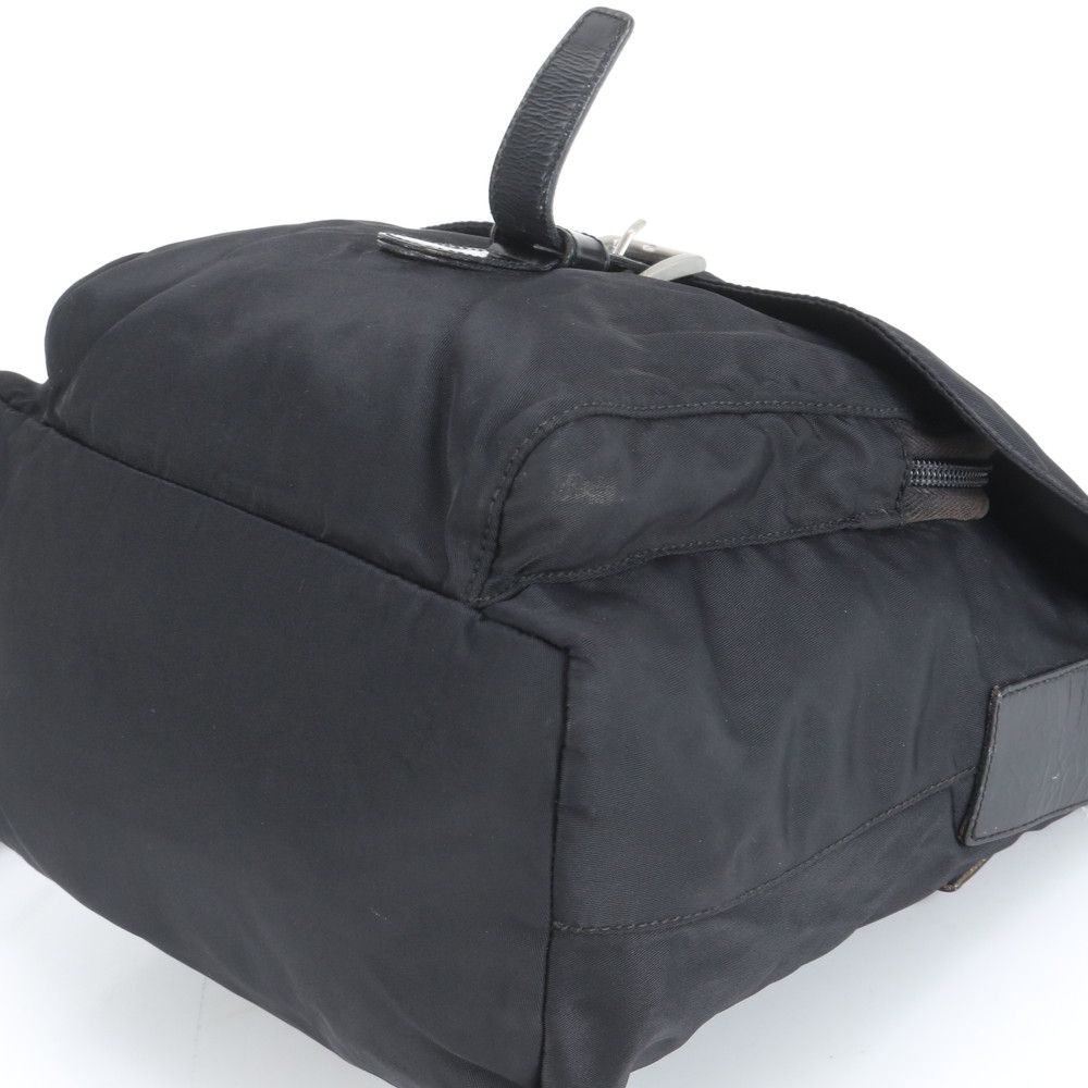 【極美品・現行類似】プラダ メッセンジャーバッグ テスートナイロン レザー 黒 極美品 プラダ テスート ナイロン 三角ロゴ レザー ショルダーバッグ