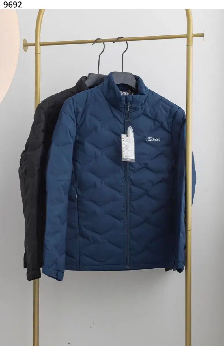 Titleist 青色 ダウンジャケット L XL 105) タイトリスト メンズ フード ダウン アウター NAVY（ネイビー