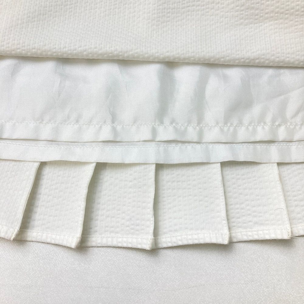 ［値下げしました］未使用 ST ANDREWS ホワイト プリーツスカート サイズ：S ST ANDREWS セントアンドリュース 2023年モデル サッカー地