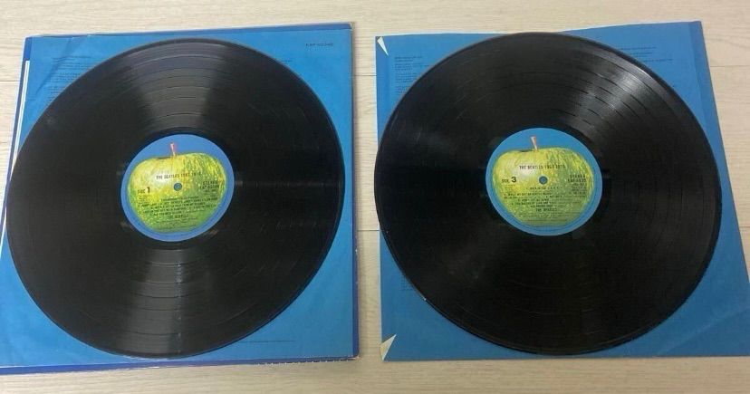送料無料】当時物 ビートルズ レコード THE BEATLES 1962～1966 1967