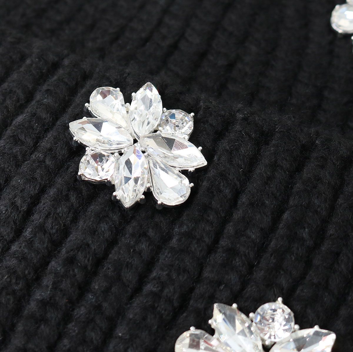 □UGG アグ 102826 W EMBELLISHED KNIT CUFF BEANIE エンベリッシュド