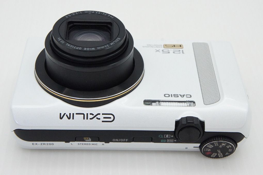 ☆【美品】CASIO EX-ZR200 ホワイト カシオ 中古：AB(良品)】カシオ EXILIM EX-ZR200 ホワイト | 2449450030928