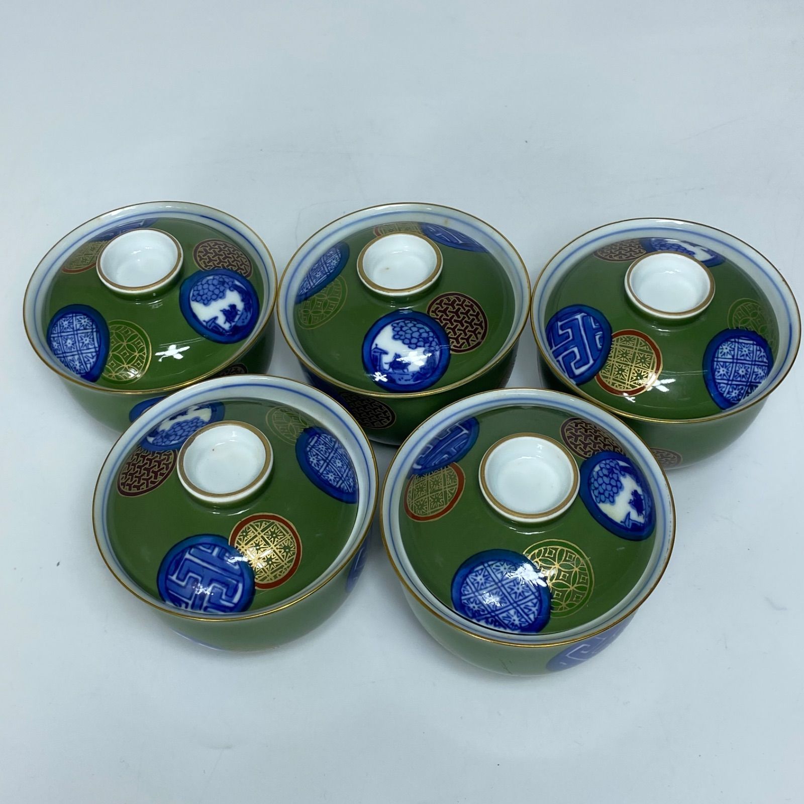 彩窯 銘 蓋付汲出碗 5客揃 有田焼系 緑地 丸紋 金彩 色絵 煎茶碗 茶器