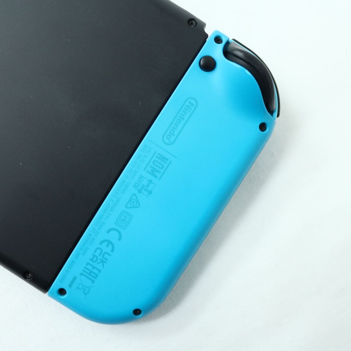 ST] 美品 完品 Nintendo Switch 本体 ネオン ブルー ネオン レッド