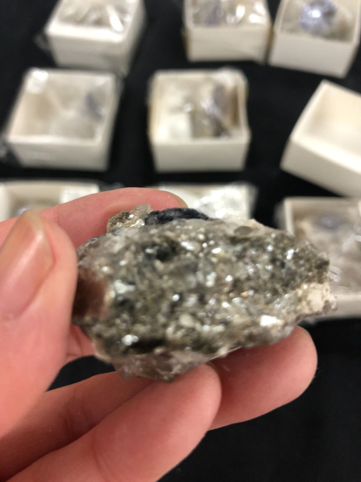  MOLYBDENITE モルディブナイト BOX カナダ産 オブジェ 置物 インテリア小物