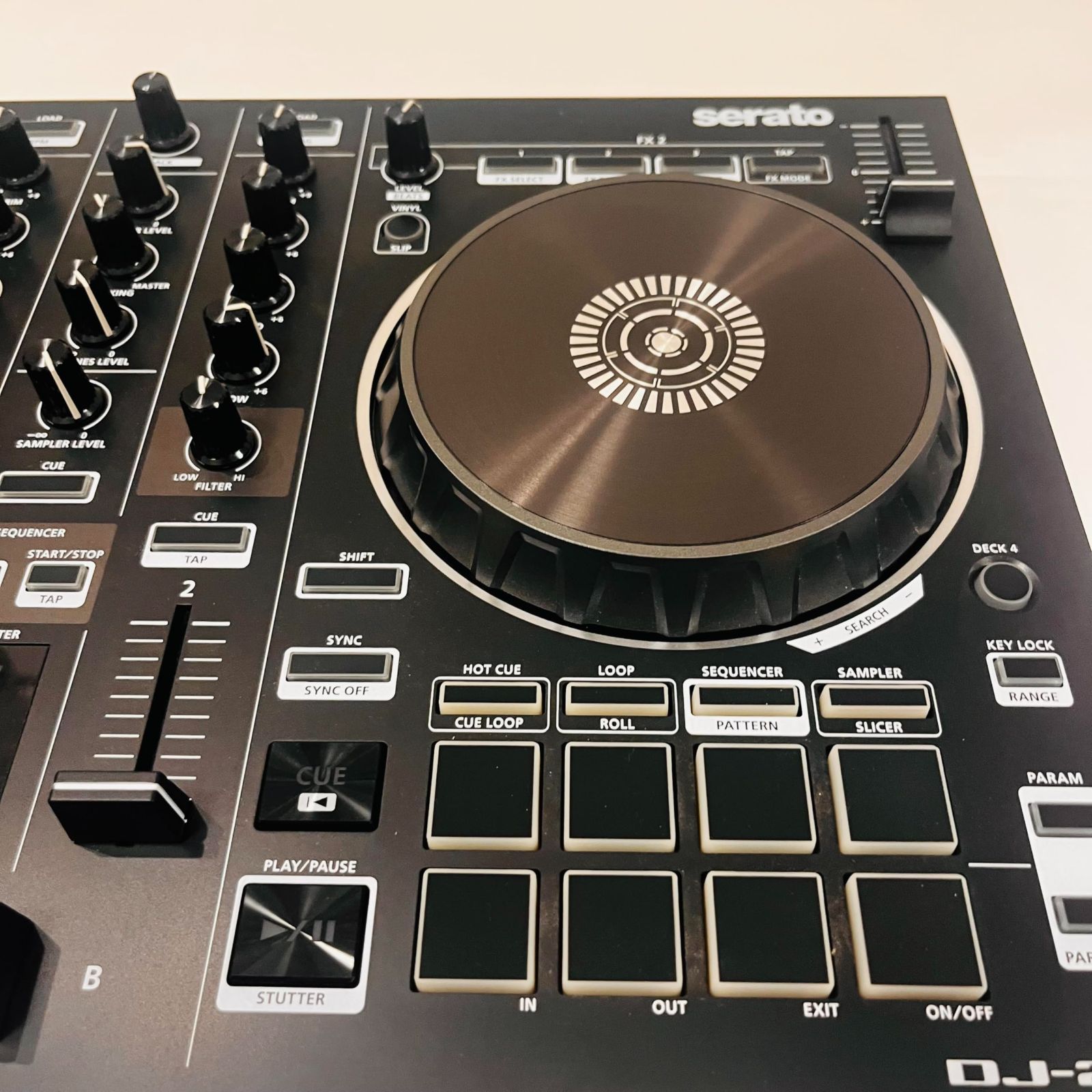 Roland ローランド DJコントローラー DJ-202 No2915 - メルカリ