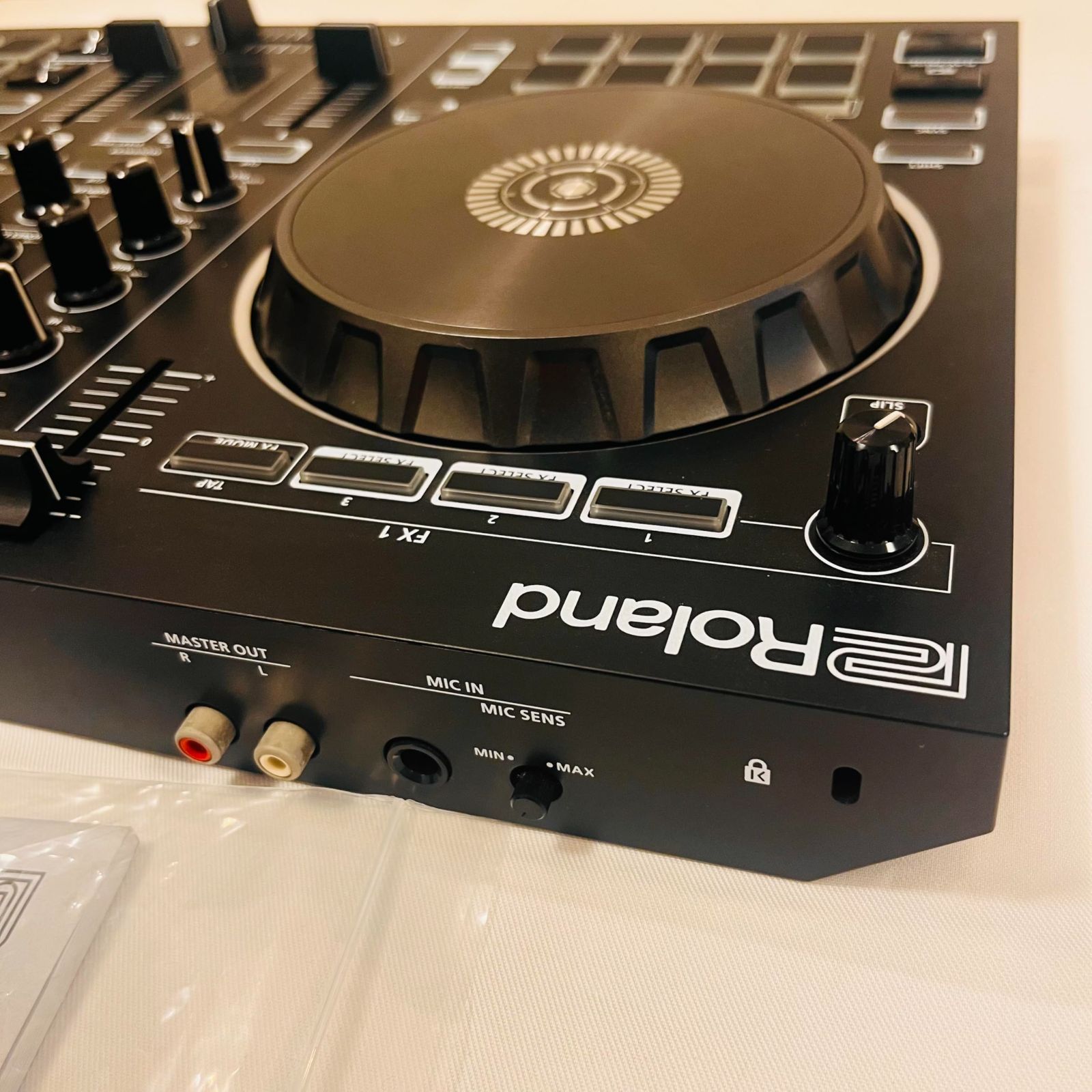 Roland　DJ-202 Roland AIRA DJ-202 DJコントローラー ローランド DJ202 | 島村楽器