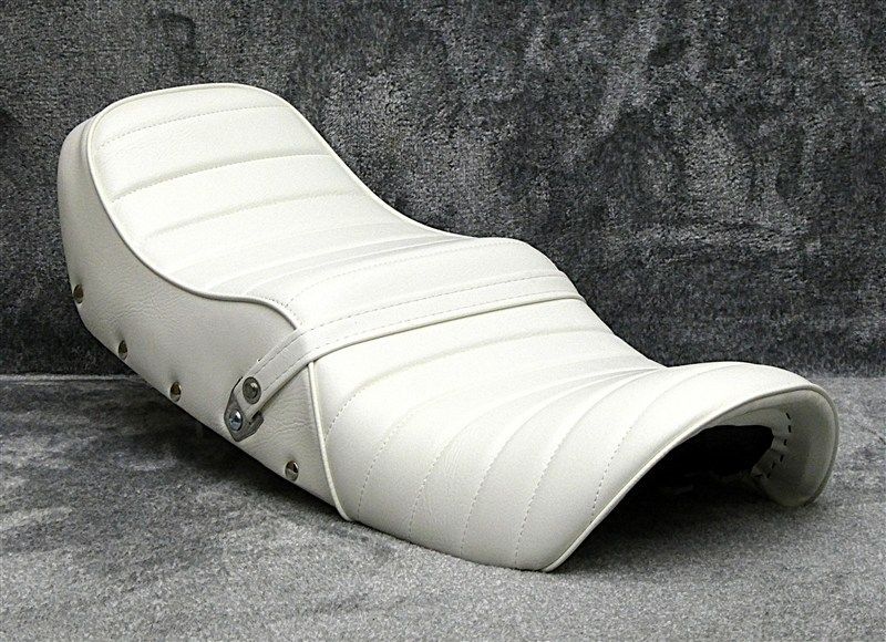 ホーク3 鋲打ち 白皮 タックロールシート/完成品CB250NホワイトCB400N