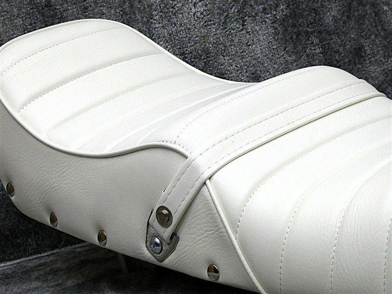 ホーク3 鋲打ち 白皮 タックロールシート/完成品CB250NホワイトCB400N