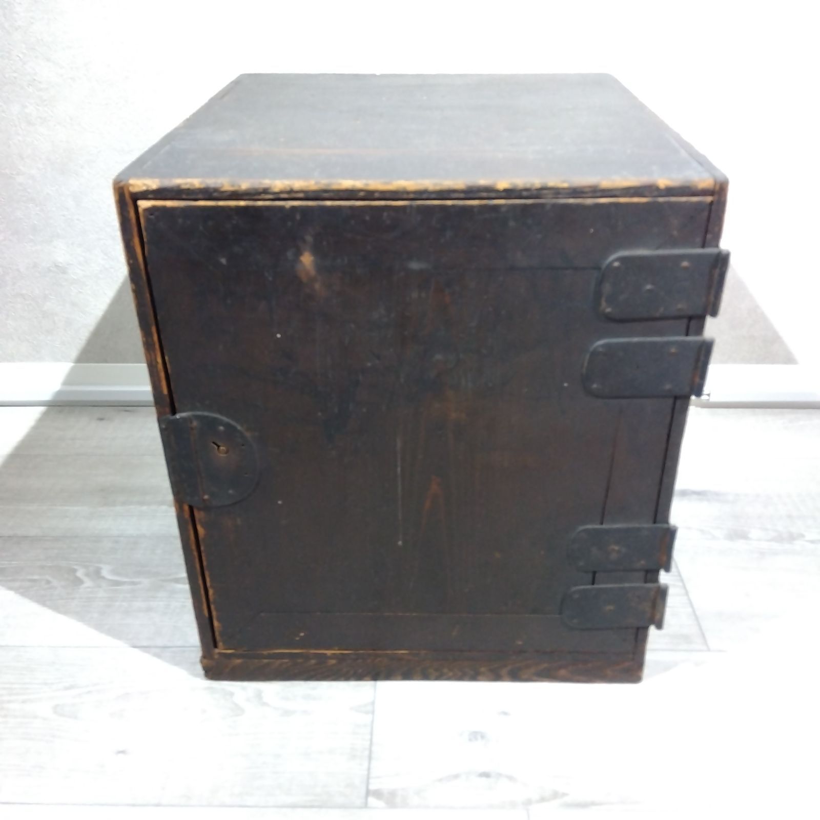 アンティーク船箪笥6引き出し アンティーク船箪笥6引き出し