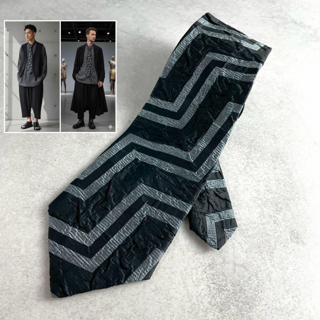 未使用に近い ISSEY MIYAKE MEN イッセイミヤケメン プリーツ加工 シワ