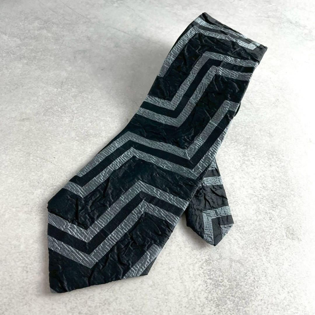 未使用に近い ISSEY MIYAKE MEN イッセイミヤケメン プリーツ加工 シワ