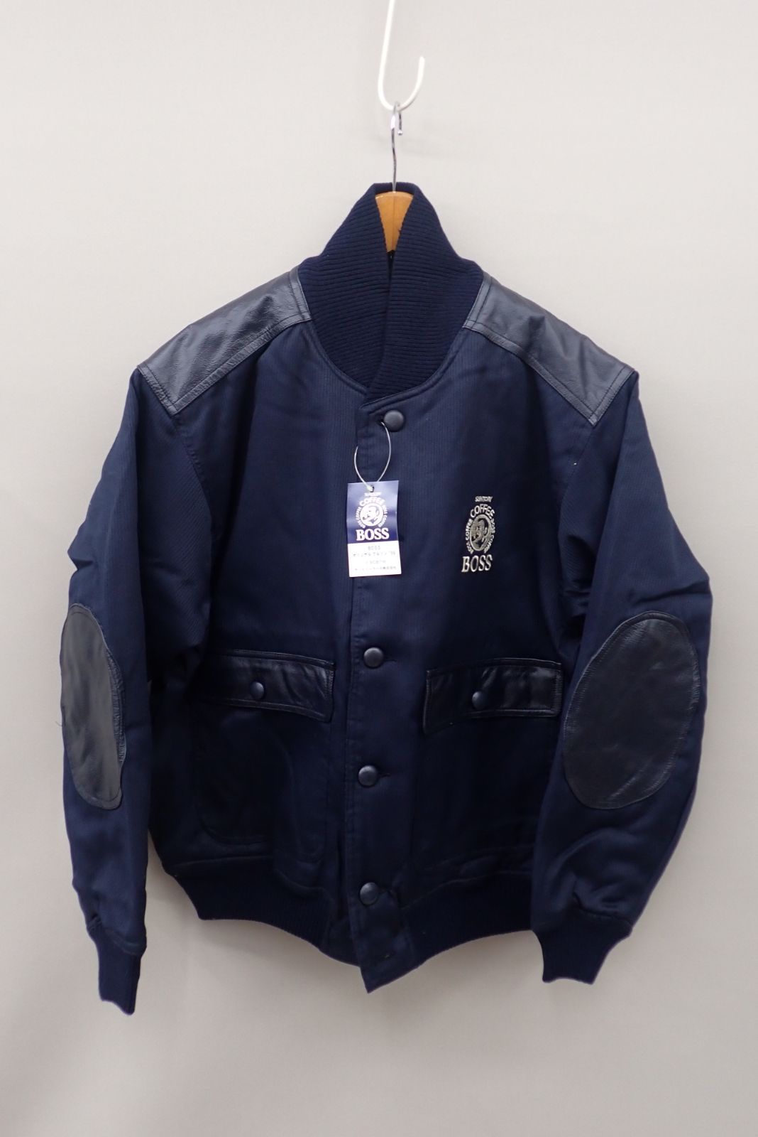 moto　新品未使用SUNTORY BOSS ボンバージャケット 2枚ペア moto様専用 新品未使用SUNTORY BOSS ボンバージャケット 2枚ペア