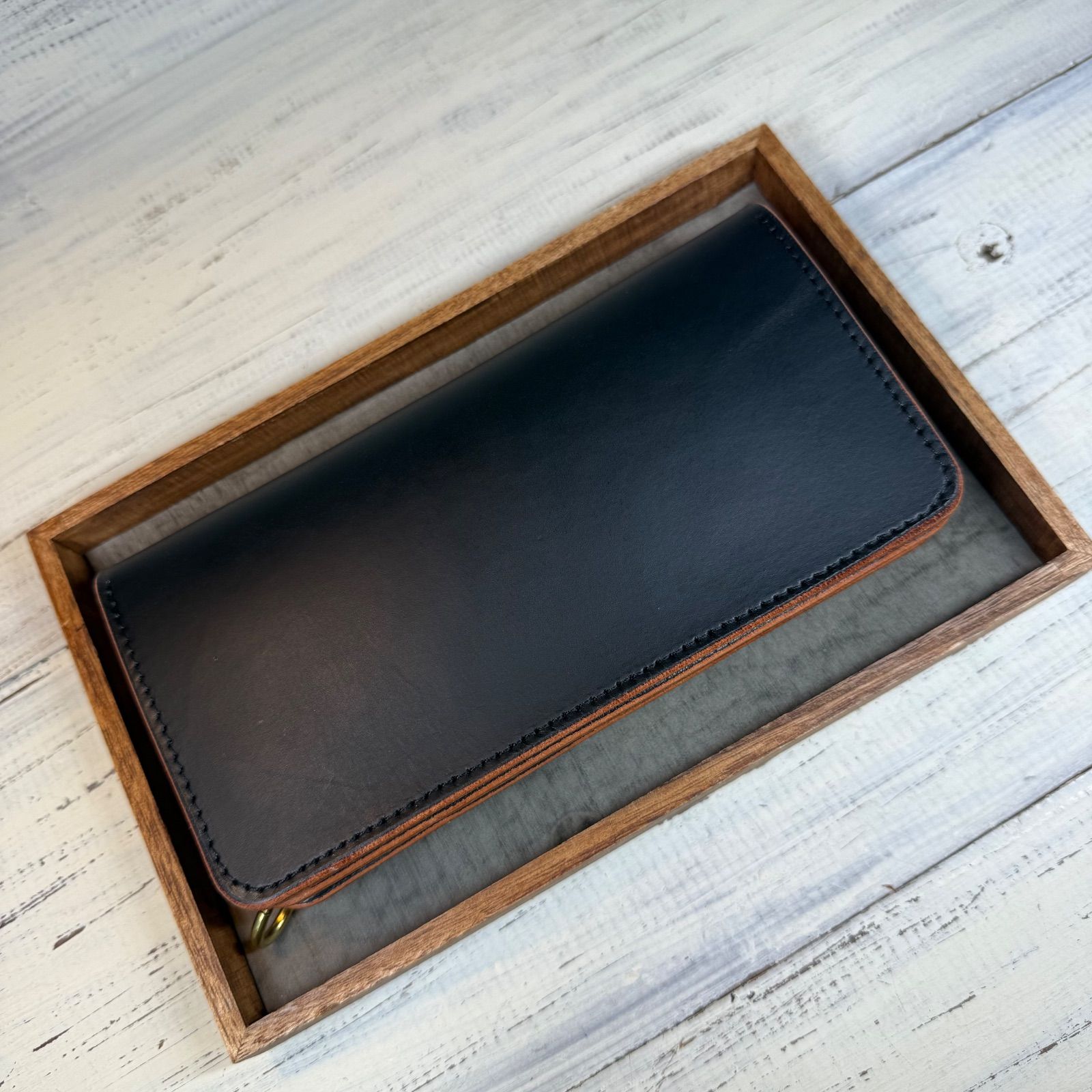 トラッカーウォレット ロング 3層】 ブラック 茶芯 ゴールド