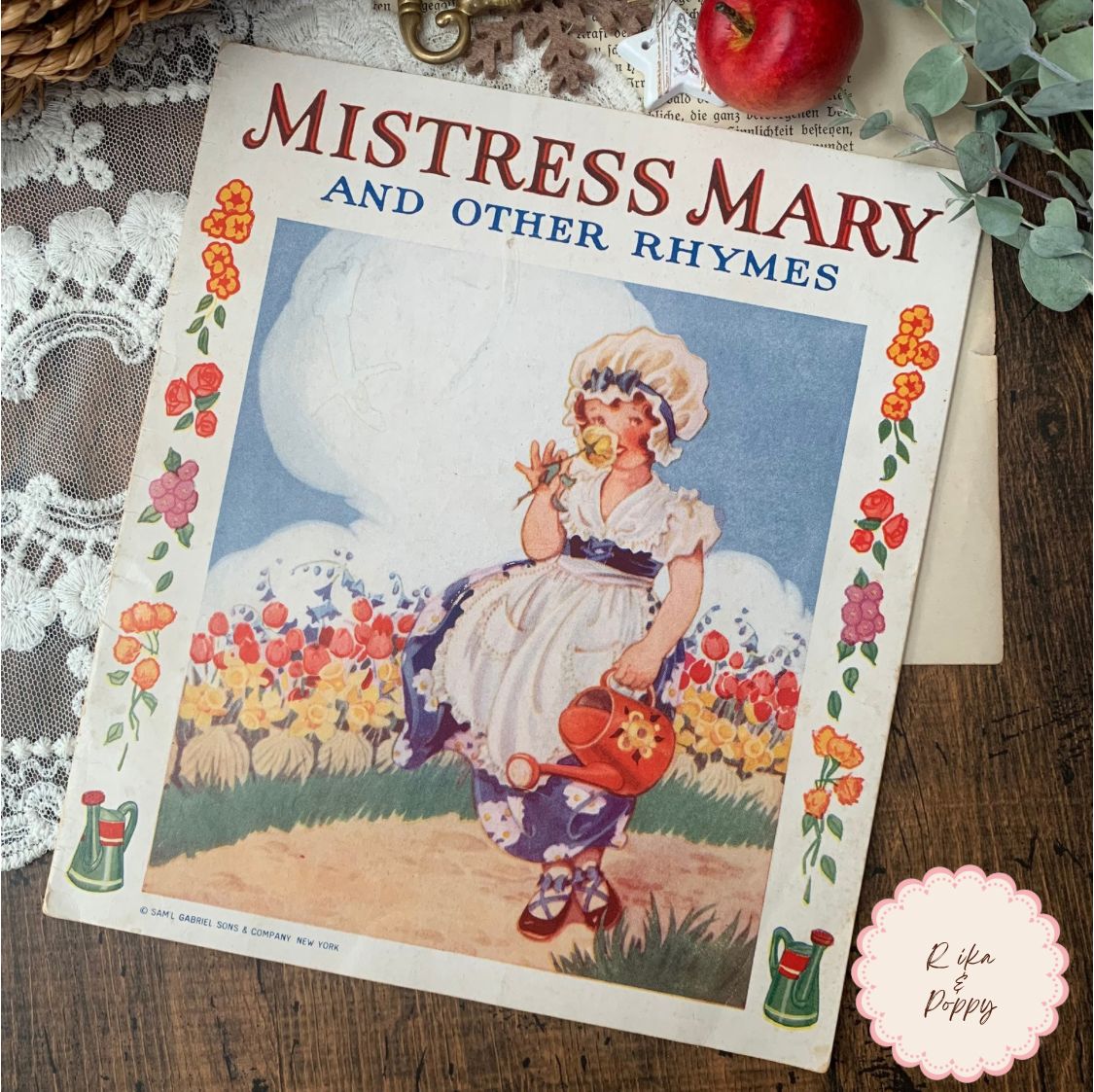 ヴィンテージ 洋書 絵本「Mistress Mary and Other Rhymes」ビクトリア