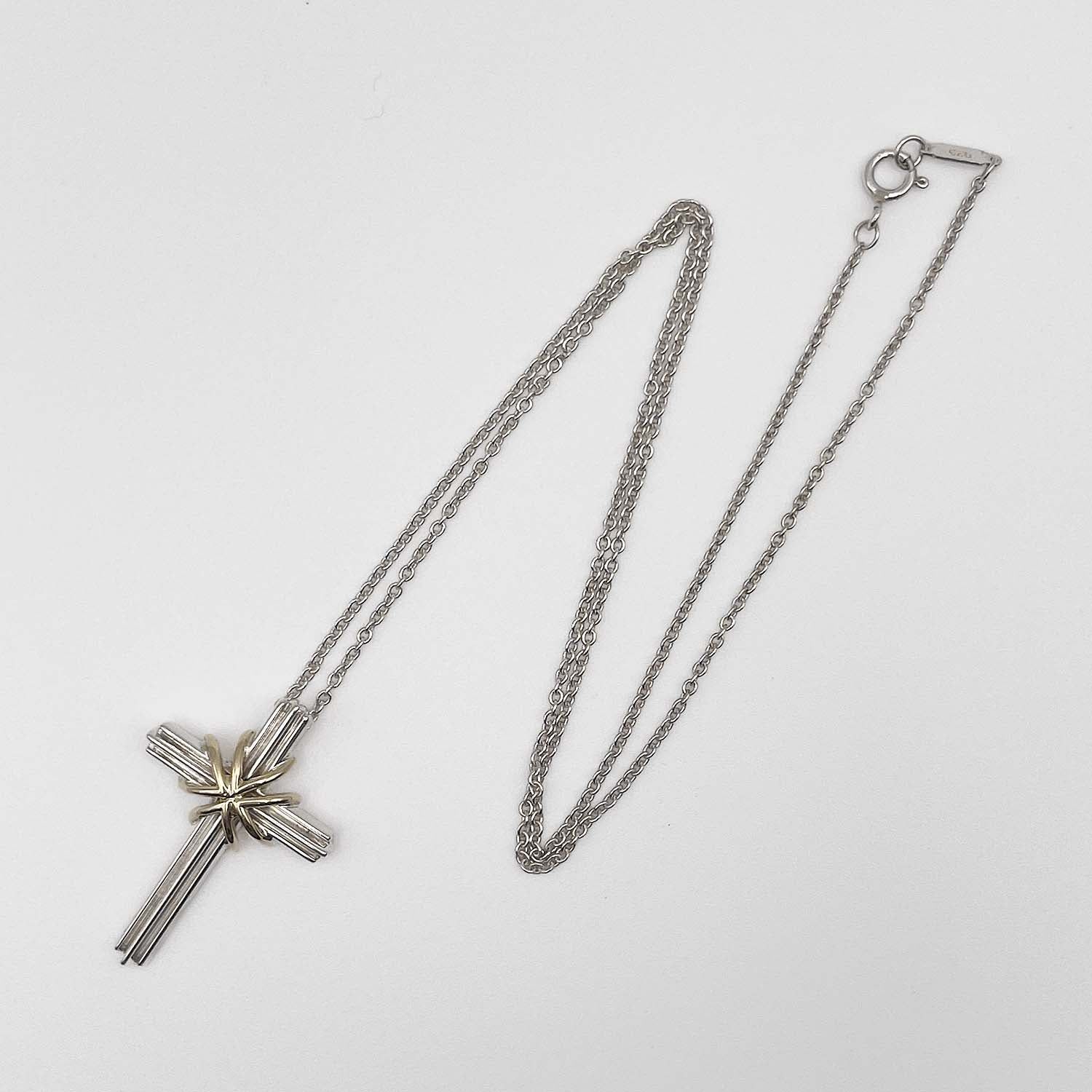【美品】ティファニー シグネチャークロスペンダント SV925/750 Tiffany & Co. - ティファニークロスネックレス SV925 750(K18)コンビ
