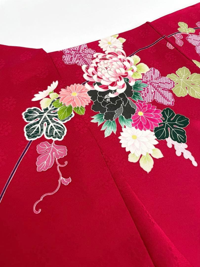 振袖 仮絵羽 刺繍 銀駒 金彩 紋意匠 牡丹 正絹 未仕立て品 八掛付き 振袖 仮絵羽 金駒 金彩 紋意匠 正絹 未仕立て品 八掛付き