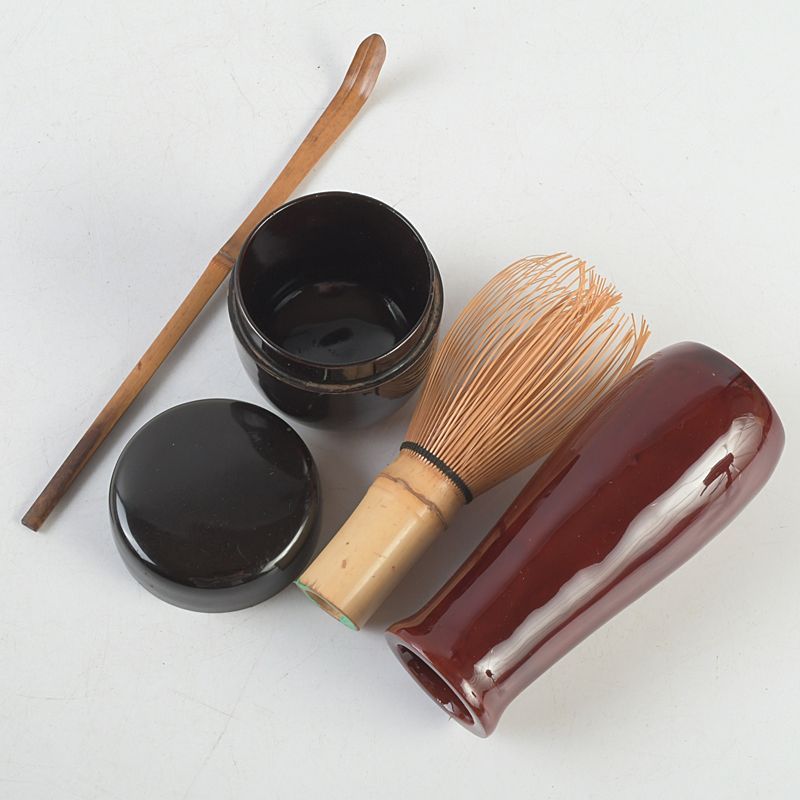 茶道具　漆塗　茶箱　茶碗　棗など　七点　一式　M　5630 茶道具 漆塗 茶箱 茶碗 棗など 七点 一式 M 5630