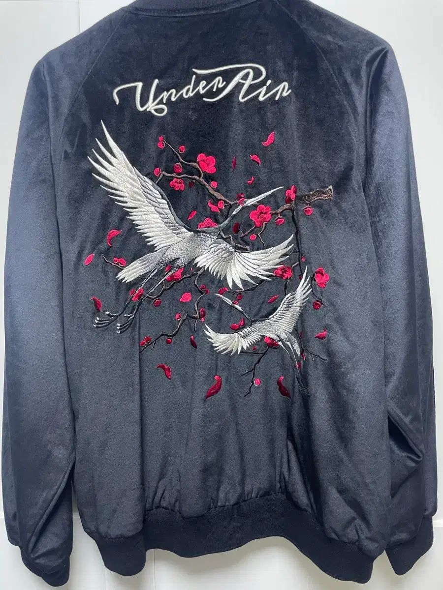 アンダーエア ツアーベルベット 刺繍 スタジャン 注文 ジャケット 2025