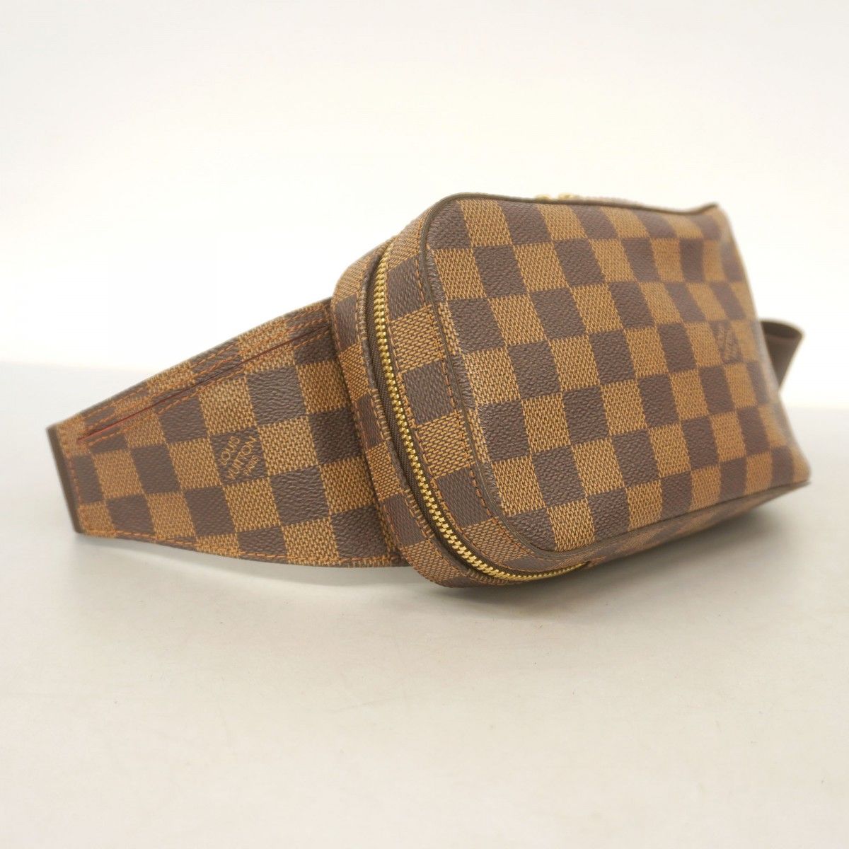 ダミエパターン ボディバッグジェロニモス中古美品 ダミエパターン ボディバッグジェロニモス中古美品 LOUIS VUITTON