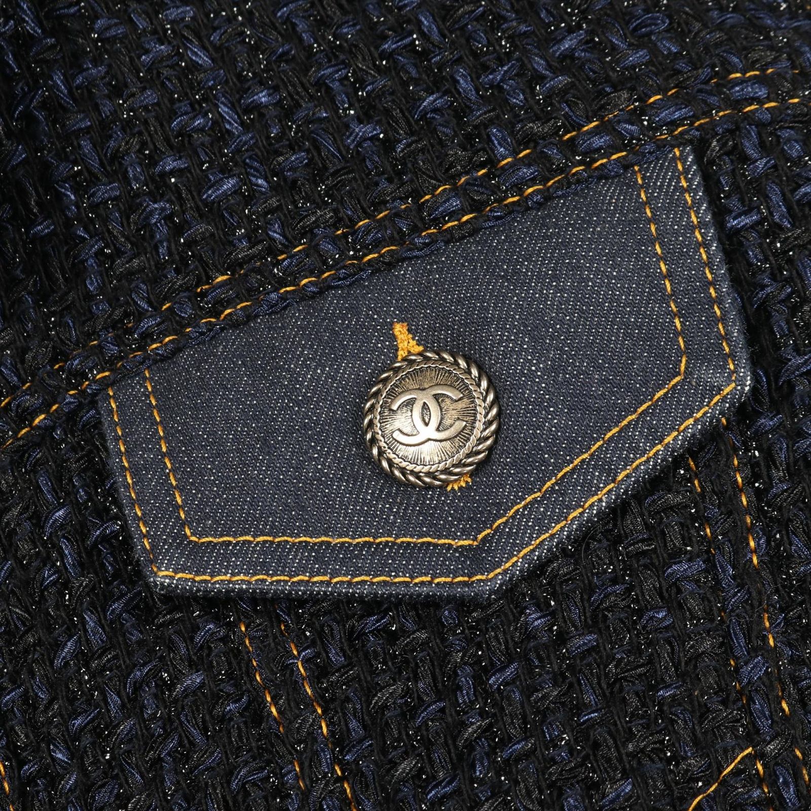 シャネル　CHANEL デニムジャケット　38 ココマークボタン CHANEL - 美品 CHANEL シャネル ココボタン スパンコール デニム