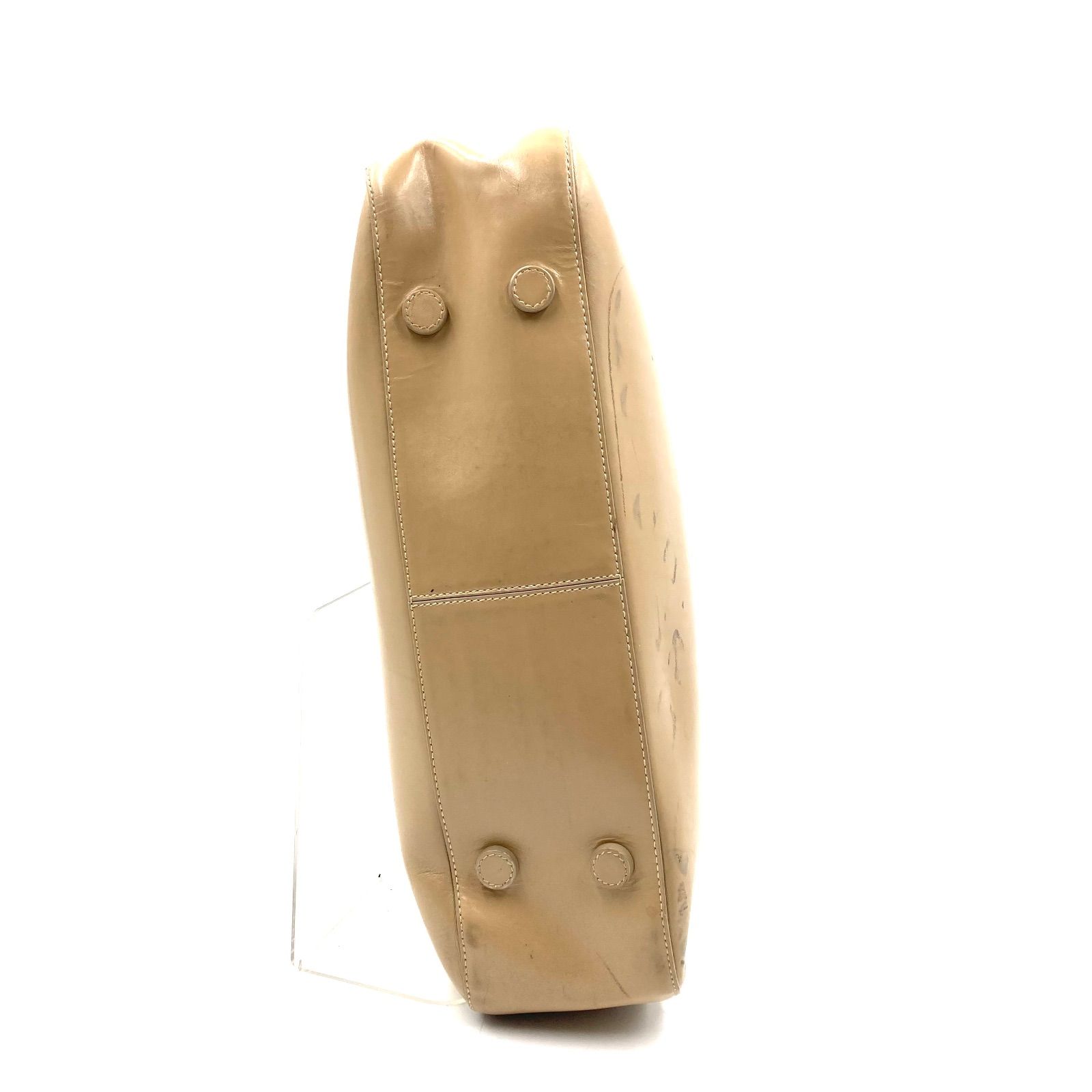 PRADA ワンショルダーバッグ 肩掛け ロゴ型押し オールレザー ベージュ PRADA プラダ ワンショルダーバッグ ロゴ型押し レザー 本革 ベージュ
