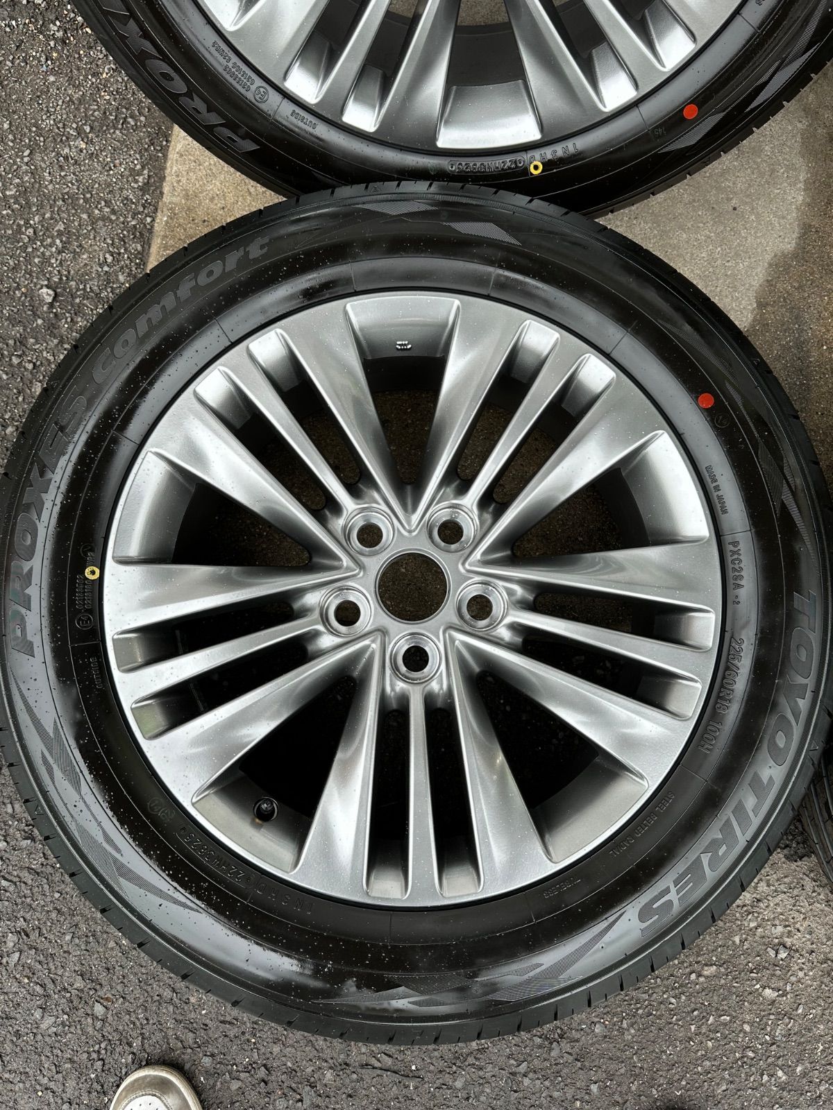 ⭐︎新車外し⭐︎美品⭐︎40系アルファード純正ホイール タイヤ