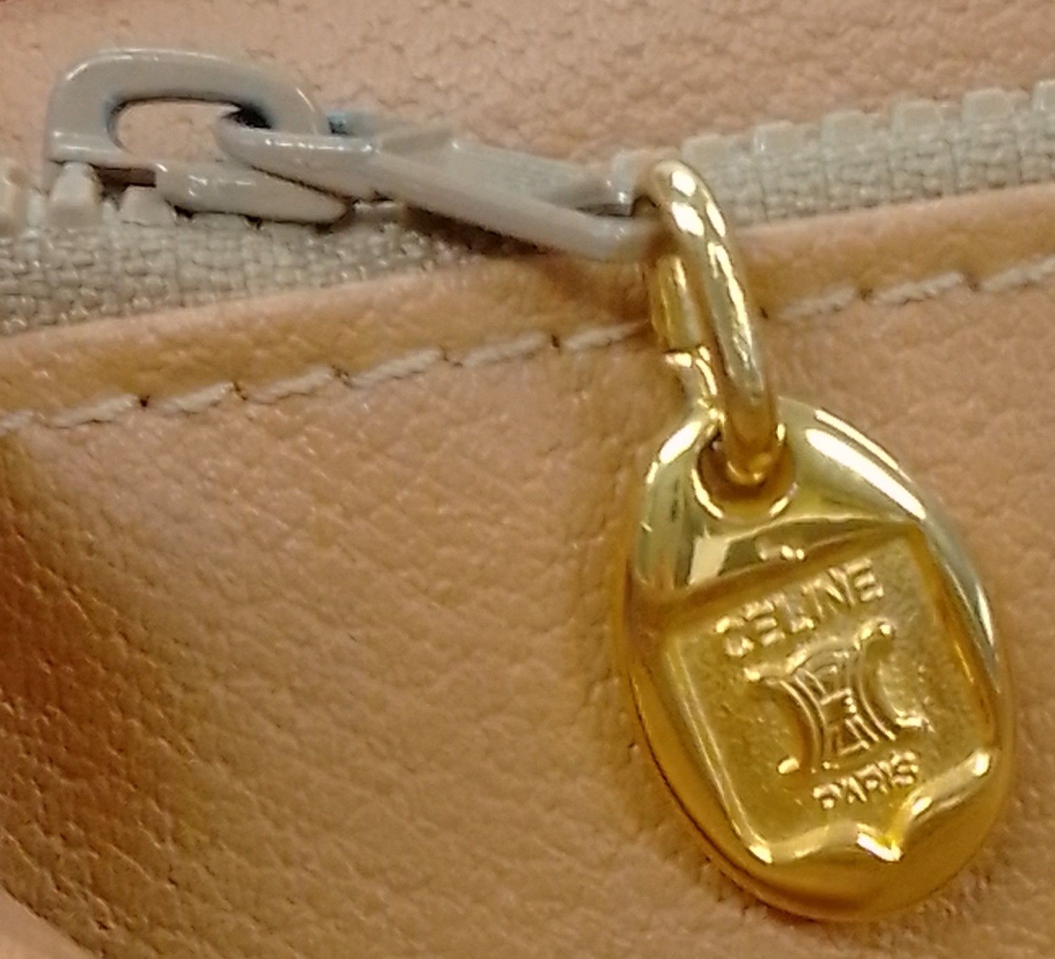 ANP01 セリーヌ 極美品 マカダム ハンドバッグ トリオンフ ゴールド金具 APS22 セリーヌ 極美品 マカダム ハンドバッグ バケツ型 トリオンフ