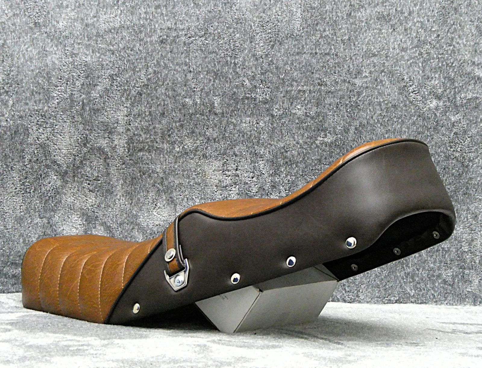 ホークⅡ　茶　タックロールシート/②CB250Tアンコ抜きCB400Tブラウン ホークⅡ 茶 タックロールシート/②CB250Tアンコ抜きCB400Tブラウン