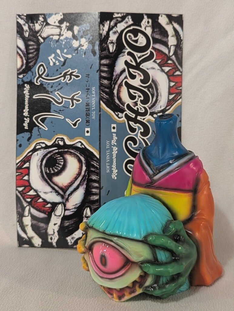 【おまちください】　ヤモマーク かっこわらい雑貨店塗装ver. かっこわらい雑貨店 まちこ ピンク赤着物/黄色帯/水色髪 - メルカリ