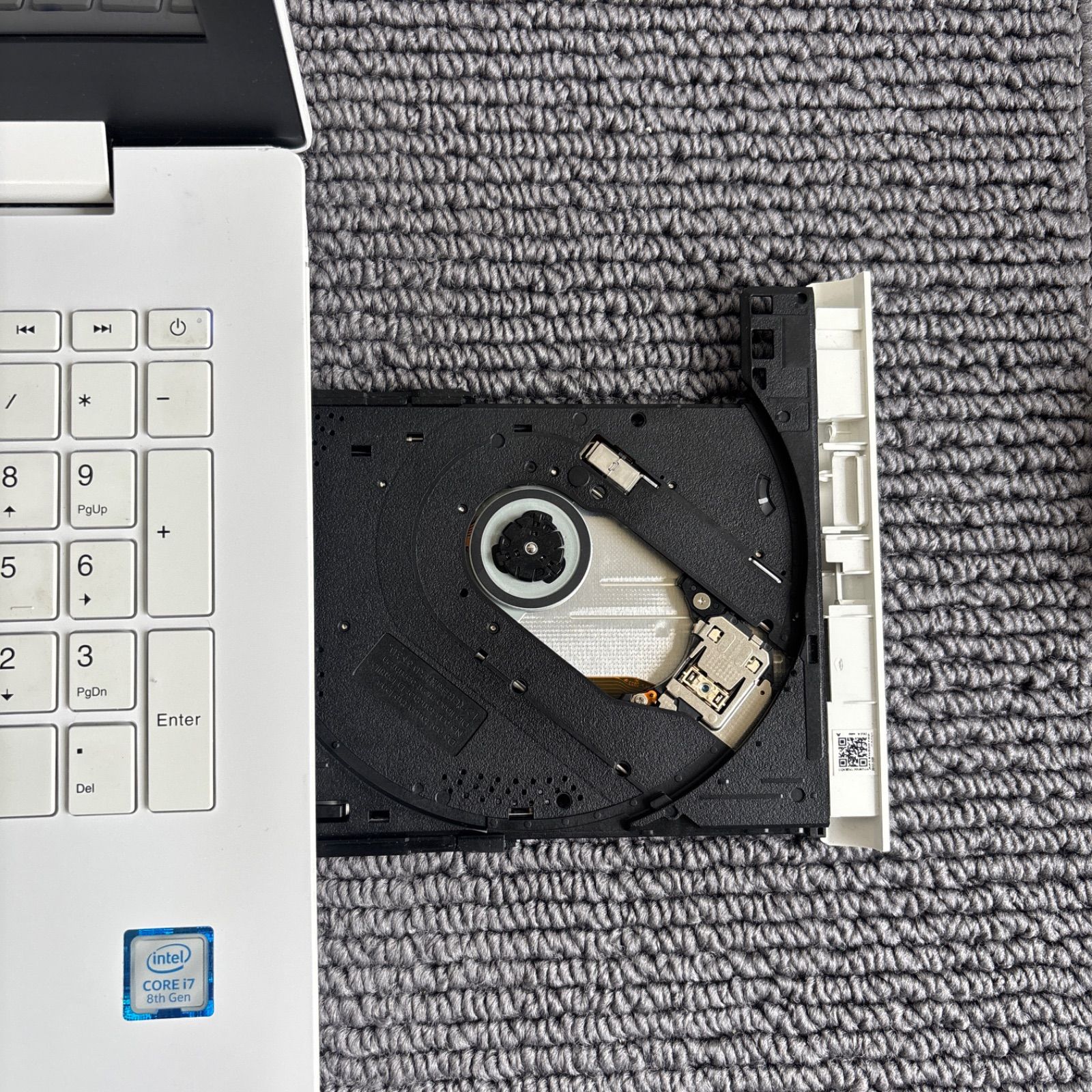 NEC Lavie NS600/K i7-8550U メモリ4GB 新品HDD 500GB Win11 AC付き